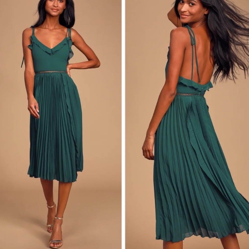 Lulu's Teal Green Pleated Midi Dress